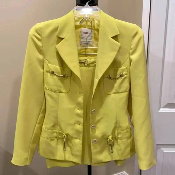 Vertigo suit jacket with skirt - Picture 1 of 12